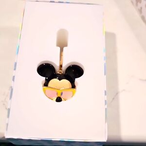 DISNEY BAUBLEBAR MICKEY KEYCHAIN